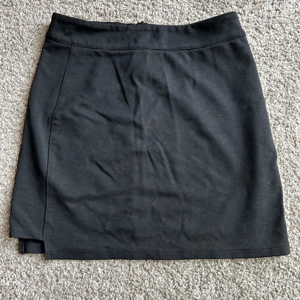 Black body con mini skirt